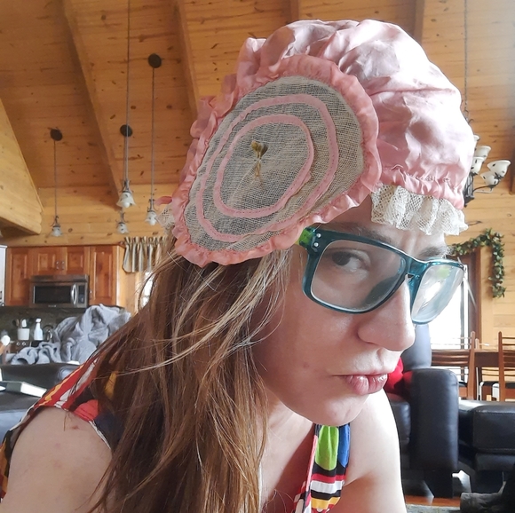 1920\'s silk bathing cap w/ lace embroidery